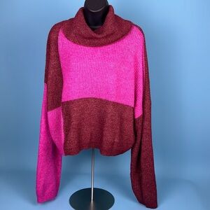 Maroon & Magenta Colorblock Turtleneck Sweater